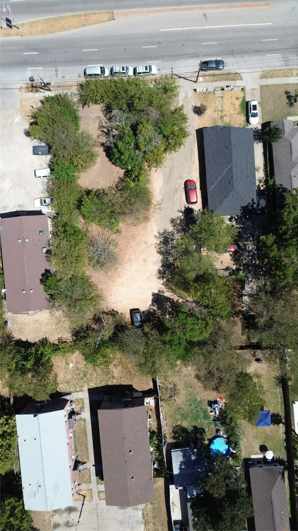 1419 S Barry Avenue Dallas, TX 75223