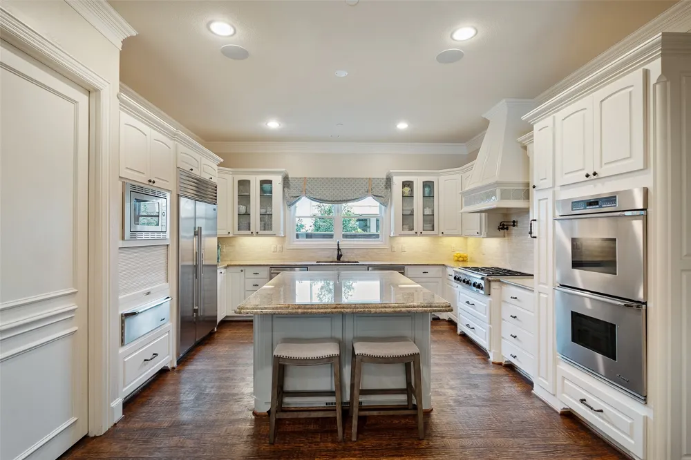 3516 Wentwood Drive University Park, TX 75225