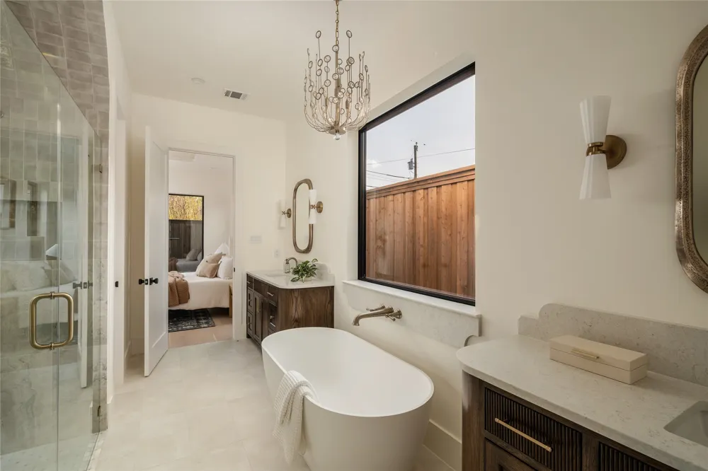 4722 Cowan Avenue Dallas, TX 75209