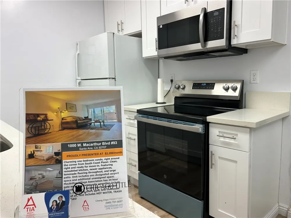 1000 MACARTHUR #93 Santa Ana, CA 92707