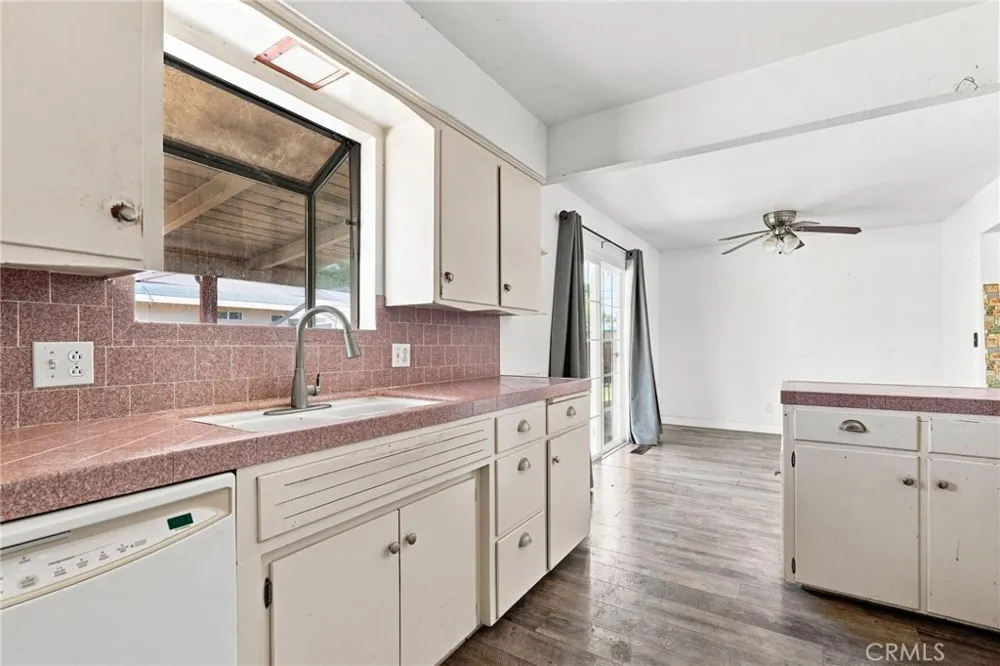2351 Capistrano Street Yuba City, CA 95993