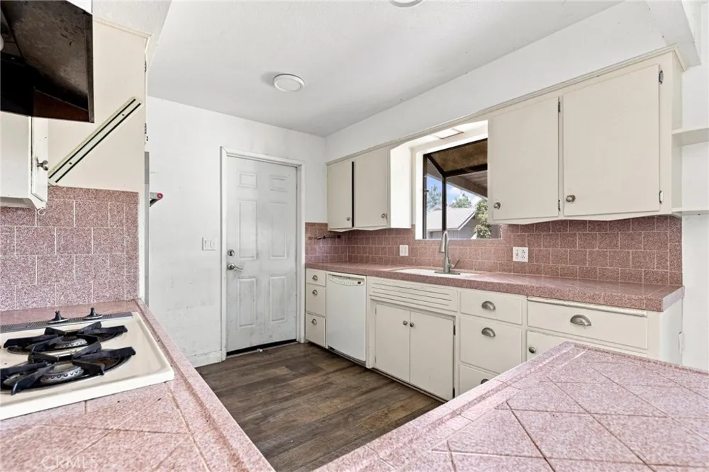2351 Capistrano Street Yuba City, CA 95993