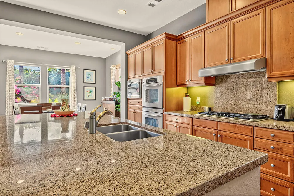 35831 Raphael Drive Palm Desert, CA 92211
