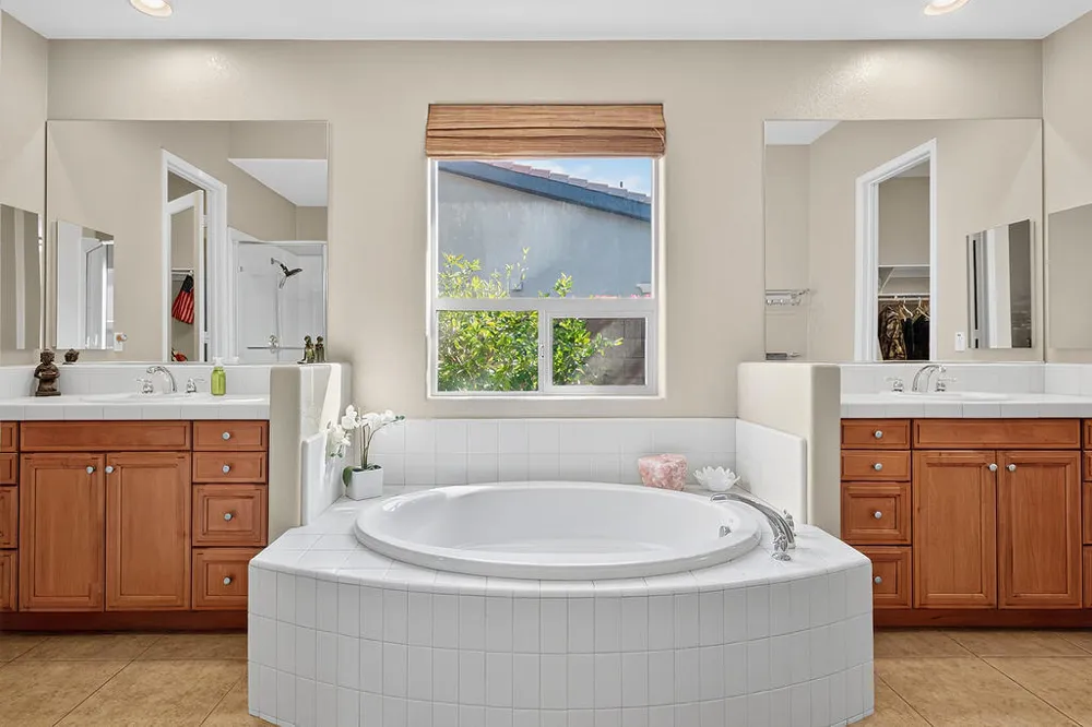 35831 Raphael Drive Palm Desert, CA 92211