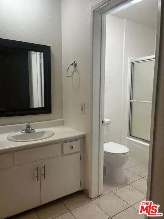10540 Balboa Boulevard #117 Granada Hills, CA 91344