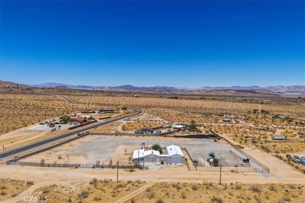 56166 Handley Yucca Valley, CA 92284