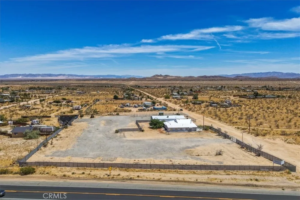 56166 Handley Yucca Valley, CA 92284