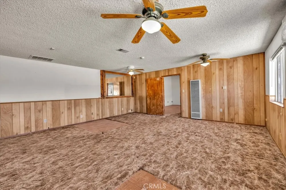 56166 Handley Yucca Valley, CA 92284