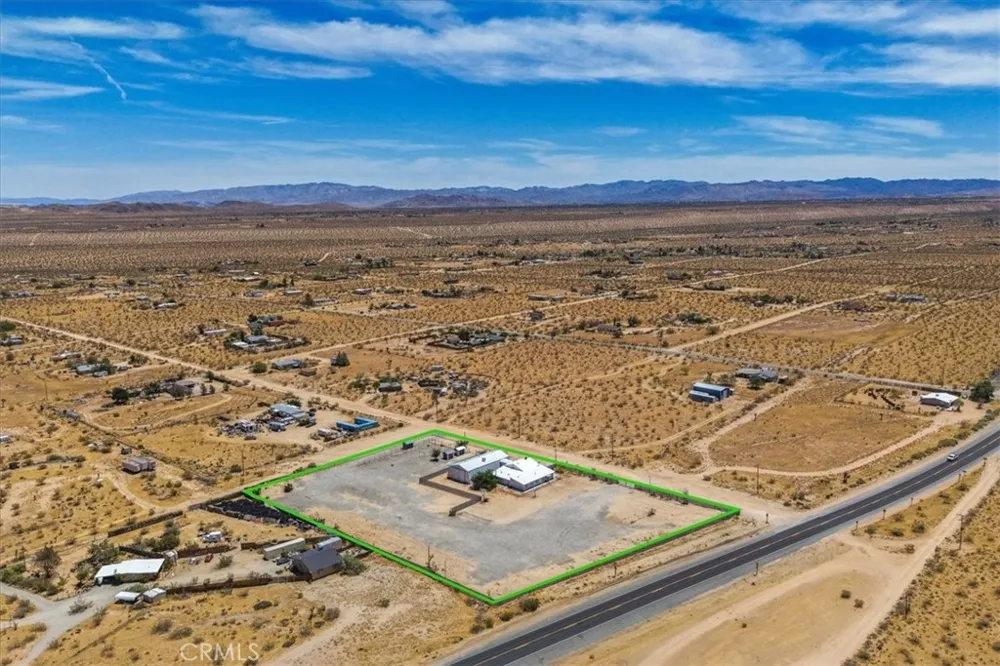 56166 Handley Yucca Valley, CA 92284