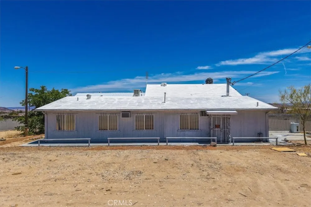 56166 Handley Yucca Valley, CA 92284