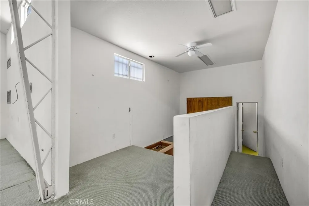 56166 Handley Yucca Valley, CA 92284