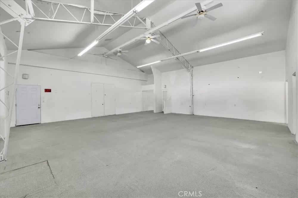 56166 Handley Yucca Valley, CA 92284