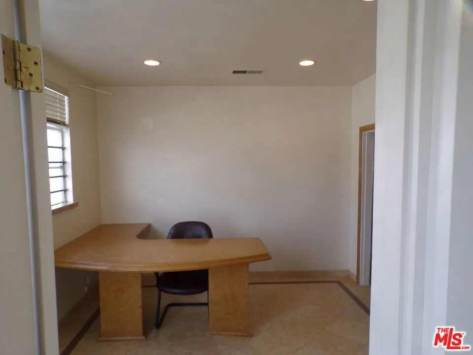 Address Not Shown San Fernando, CA 91340