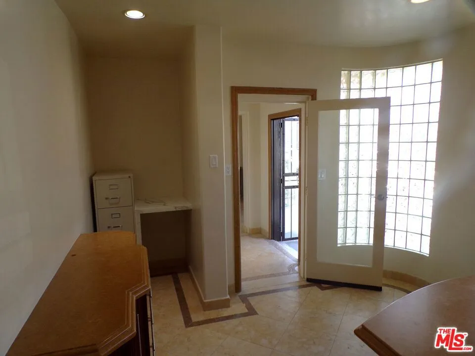 Address Not Shown San Fernando, CA 91340