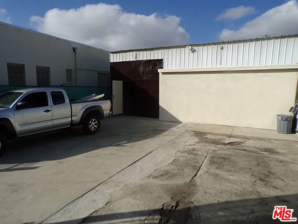 Address Not Shown San Fernando, CA 91340