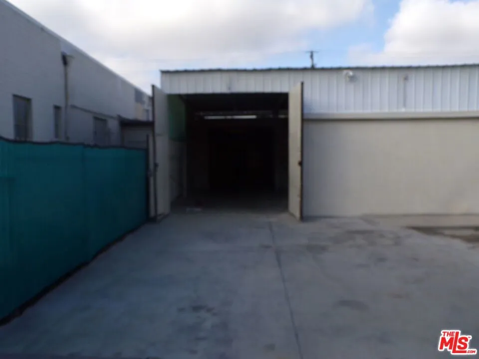 Address Not Shown San Fernando, CA 91340