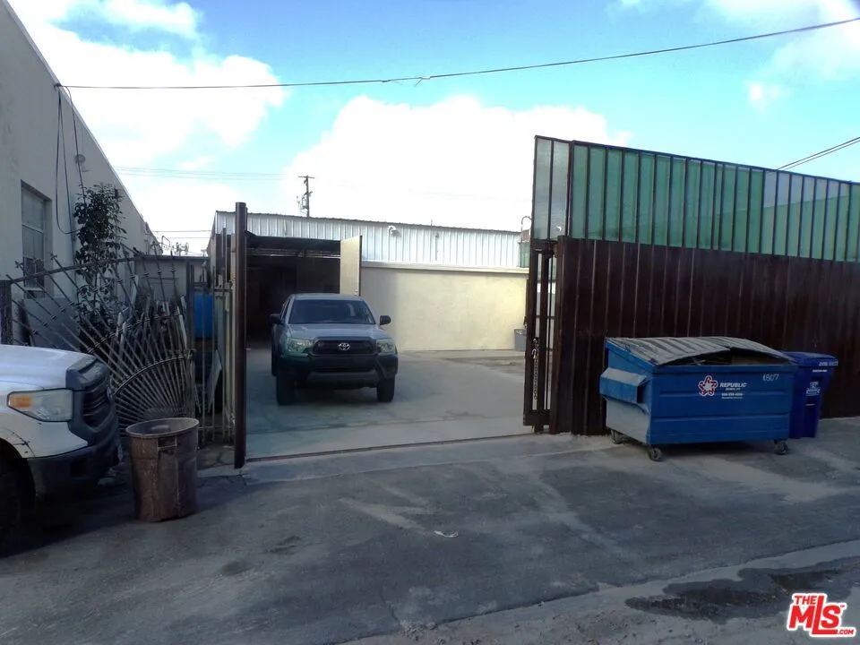Address Not Shown San Fernando, CA 91340