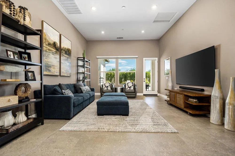 81517 Merv Griffin Way La Quinta, CA 92253