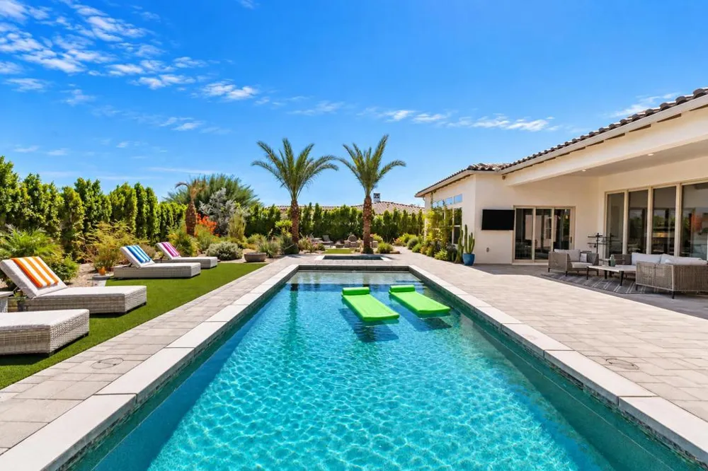 81517 Merv Griffin Way La Quinta, CA 92253
