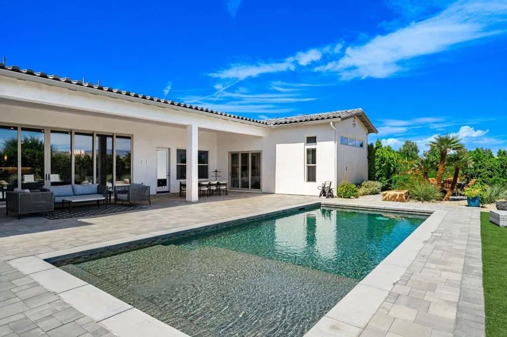 81517 Merv Griffin Way La Quinta, CA 92253