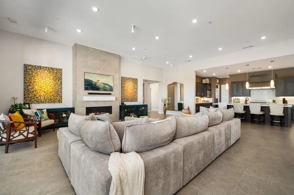 81517 Merv Griffin Way La Quinta, CA 92253