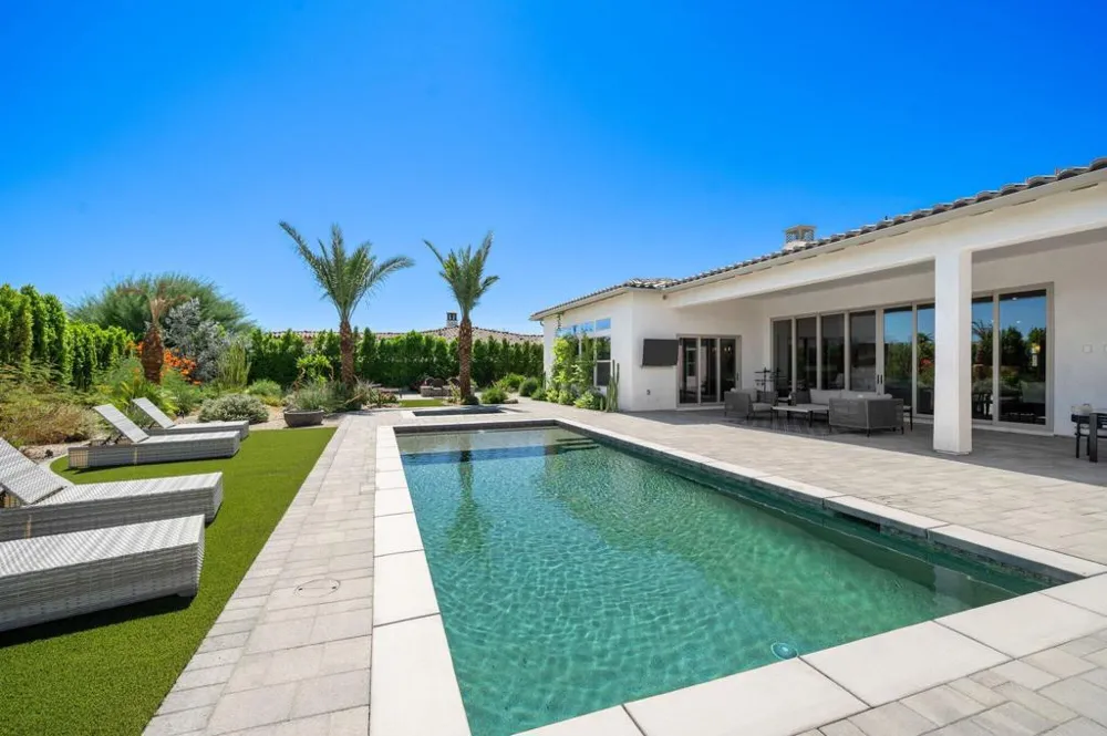 81517 Merv Griffin Way La Quinta, CA 92253