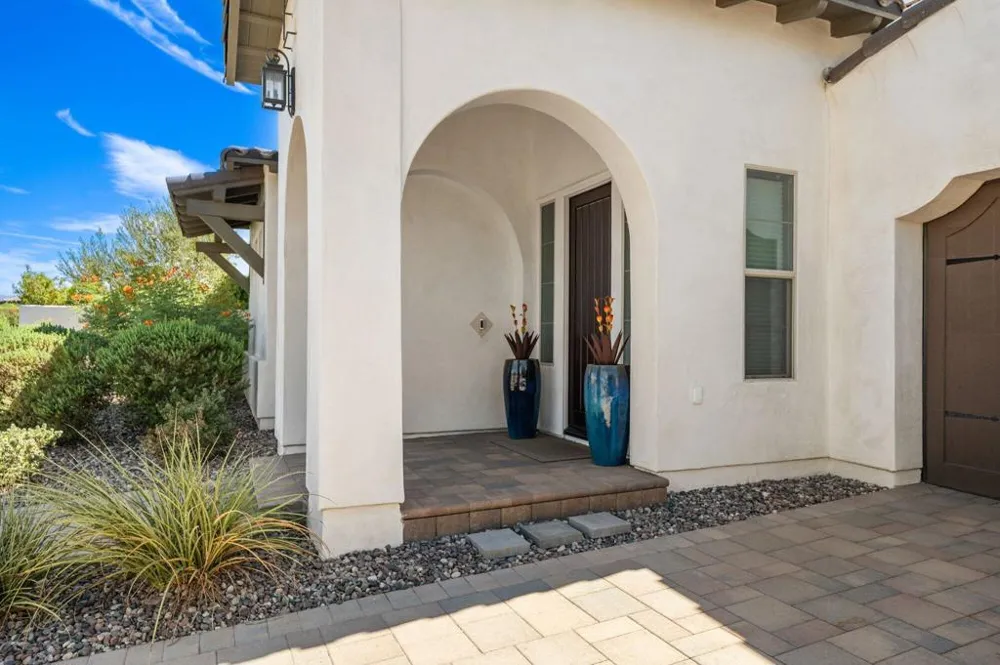 81517 Merv Griffin Way La Quinta, CA 92253
