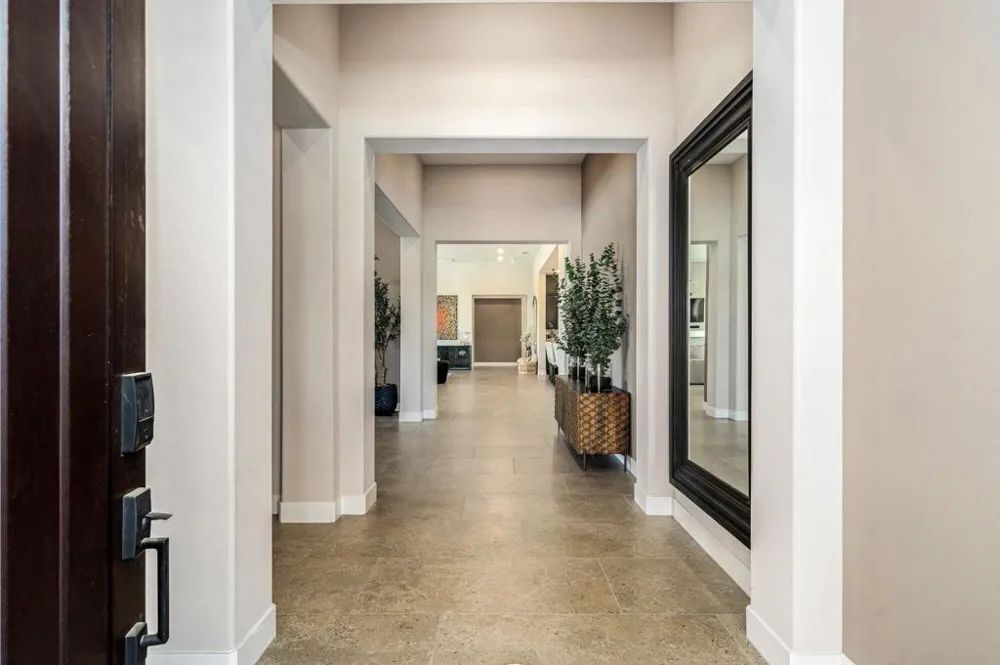 81517 Merv Griffin Way La Quinta, CA 92253