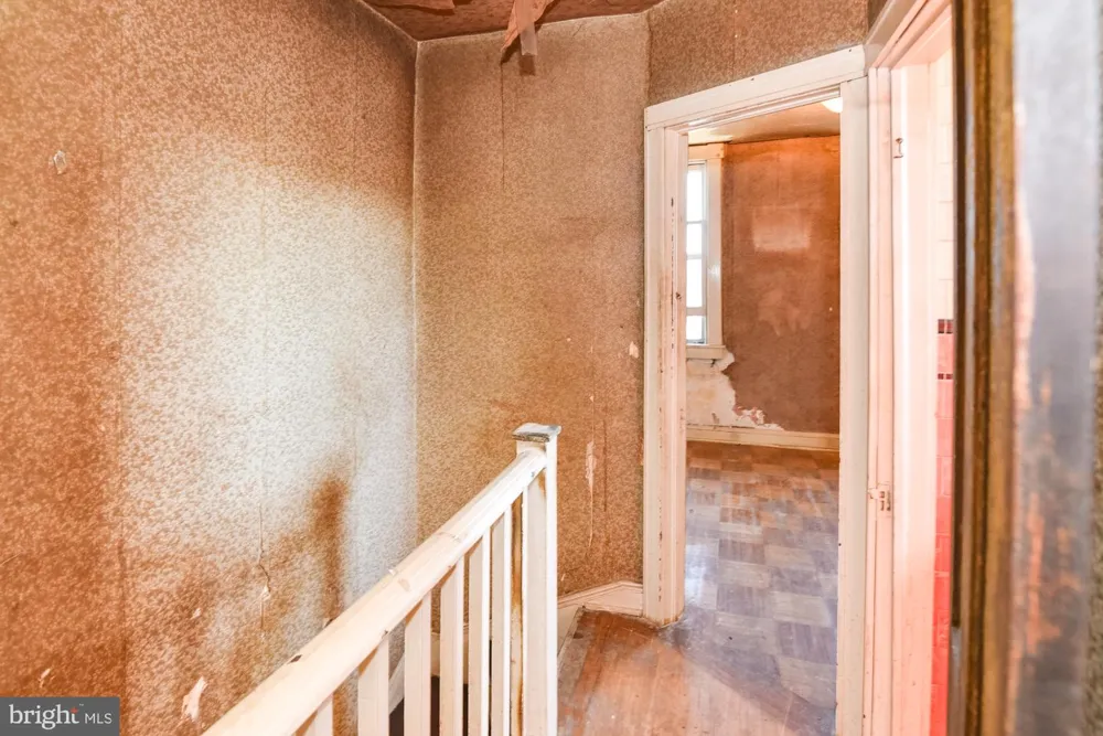 613 HARDING PLACE Baltimore, MD 21211