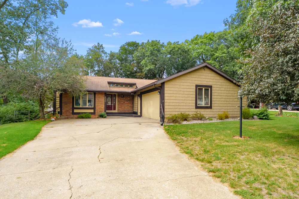 4038 Heights Lane Kalamazoo, MI 49008