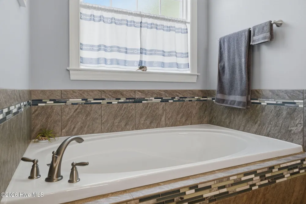 3608 Gleneagle Drive Southport, NC 28461