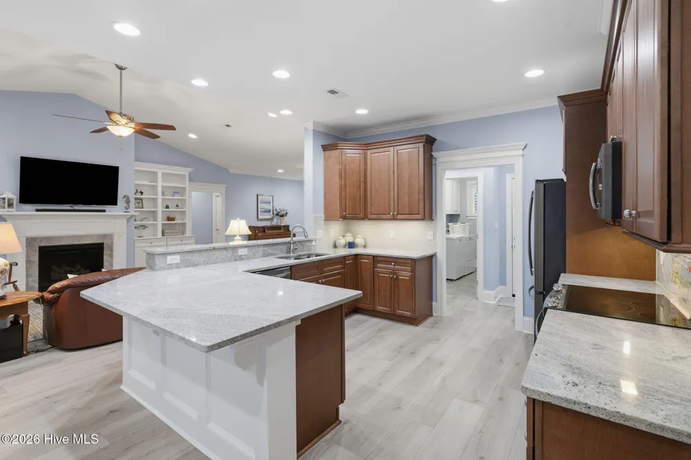 3608 Gleneagle Drive Southport, NC 28461