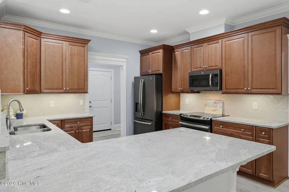 3608 Gleneagle Drive Southport, NC 28461