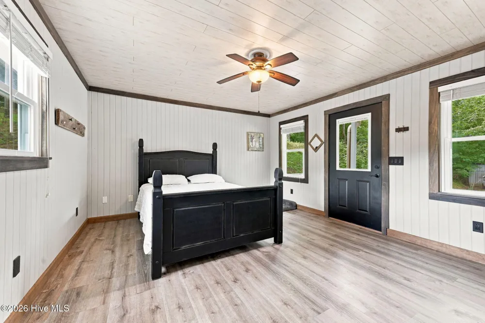 1306 Hot House Road Hayesville, NC 28904