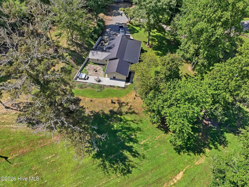1306 Hot House Road Hayesville, NC 28904