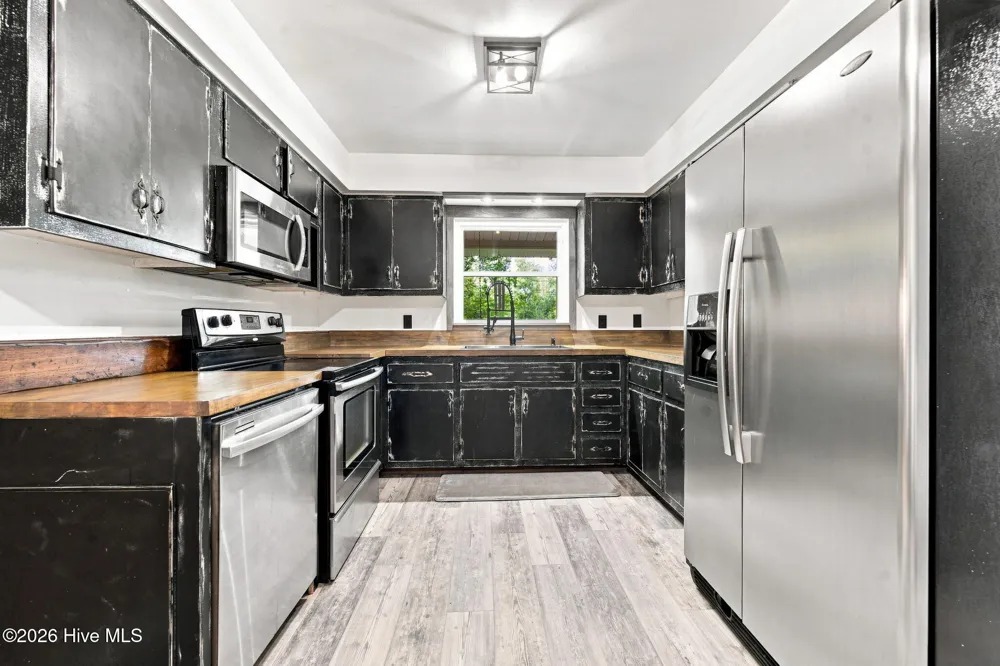 1306 Hot House Road Hayesville, NC 28904