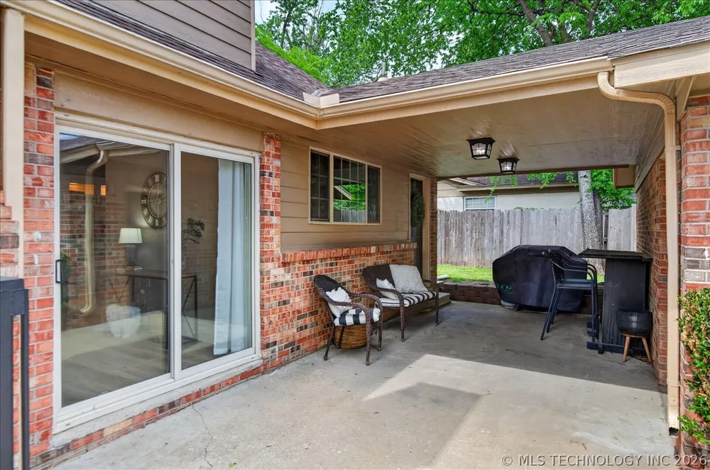 1242 May Lane Bartlesville, OK 74006