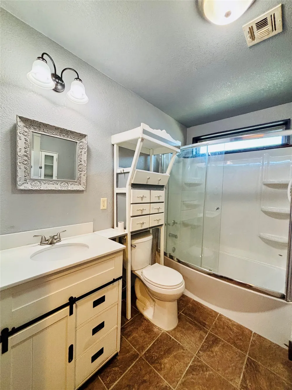 419151 E 1146 ROAD Checotah, OK 74426