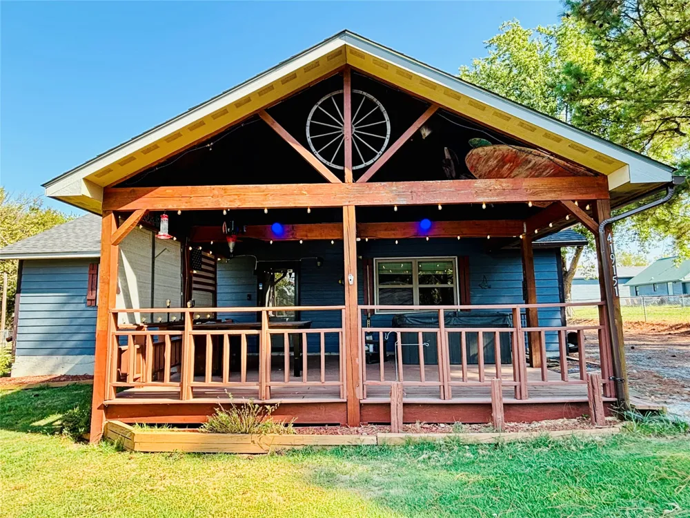 419151 E 1146 ROAD Checotah, OK 74426
