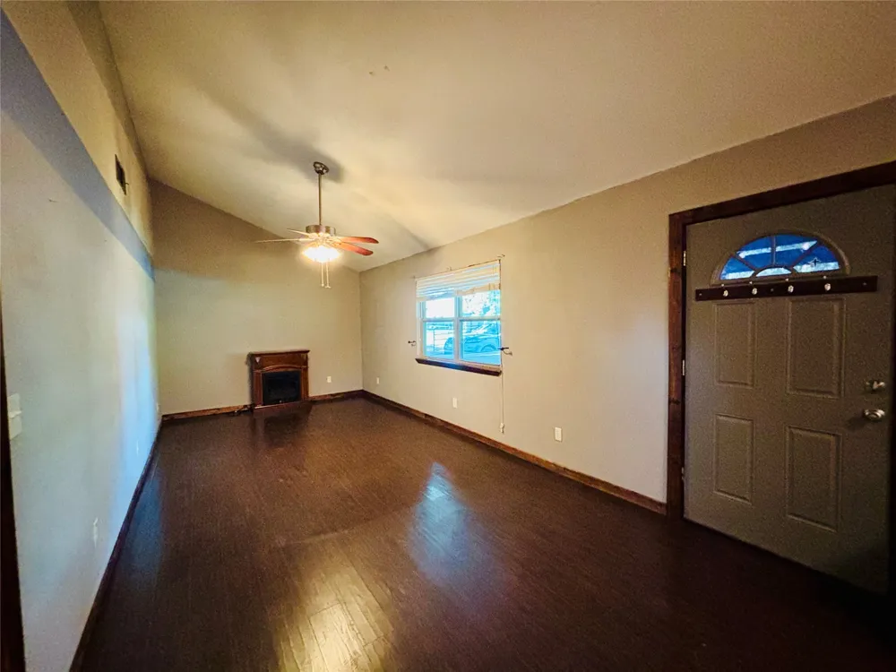 419151 E 1146 ROAD Checotah, OK 74426
