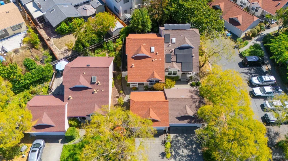 18 Bay Tree Court Cotati, CA 94931