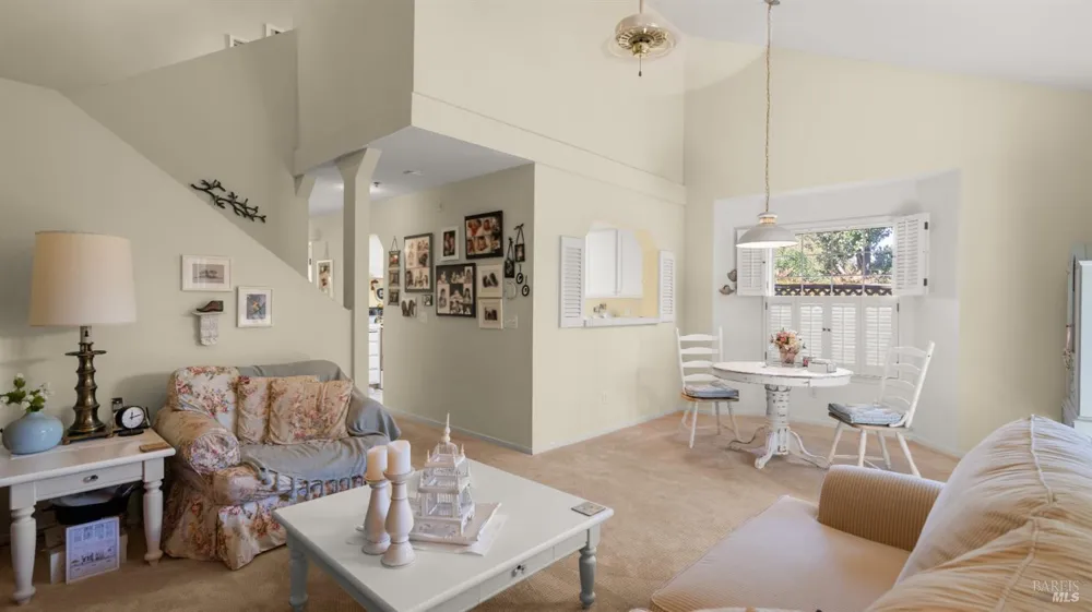 18 Bay Tree Court Cotati, CA 94931