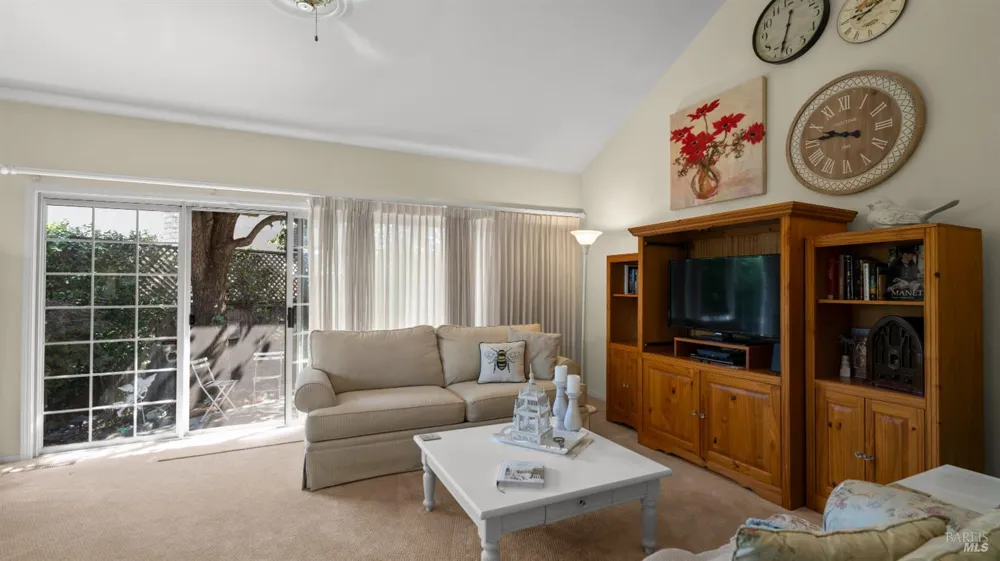 18 Bay Tree Court Cotati, CA 94931