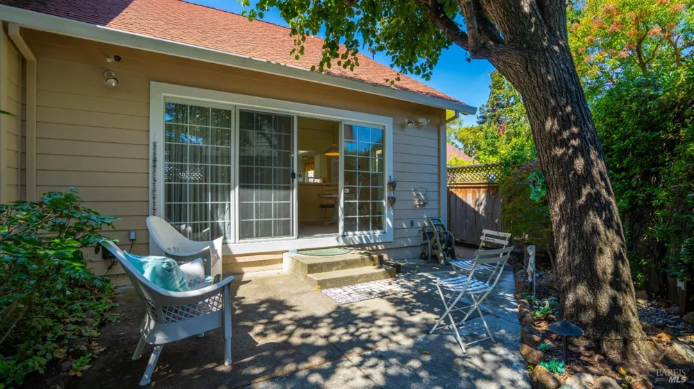 18 Bay Tree Court Cotati, CA 94931