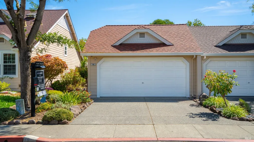 18 Bay Tree Court Cotati, CA 94931