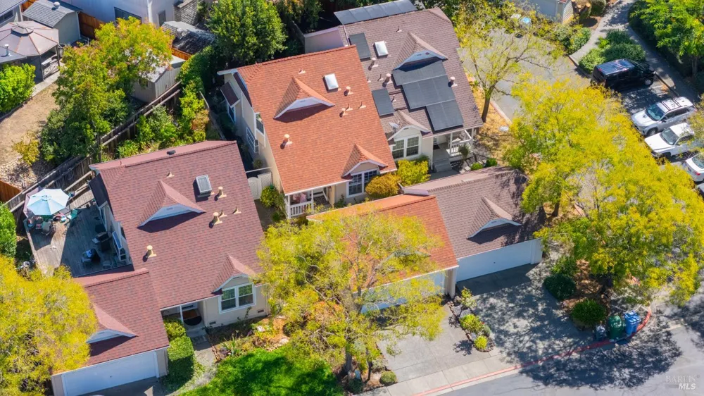 18 Bay Tree Court Cotati, CA 94931