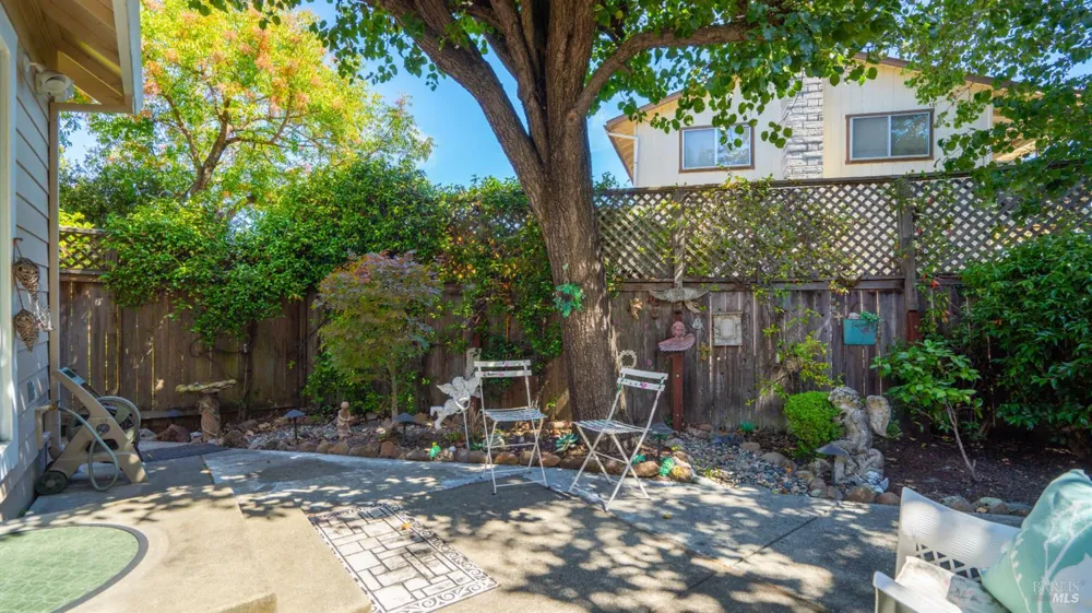 18 Bay Tree Court Cotati, CA 94931
