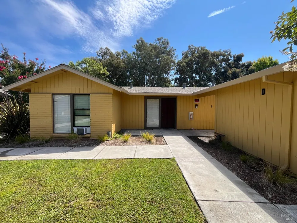 2750 Coffey Lane Santa Rosa, CA 95403