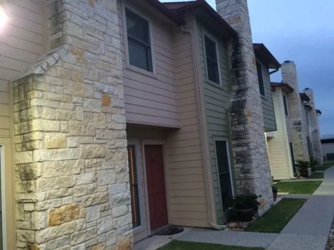 6900 E Riverside Drive #27