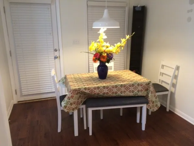 6900 E Riverside Drive #27 Austin, TX 78741